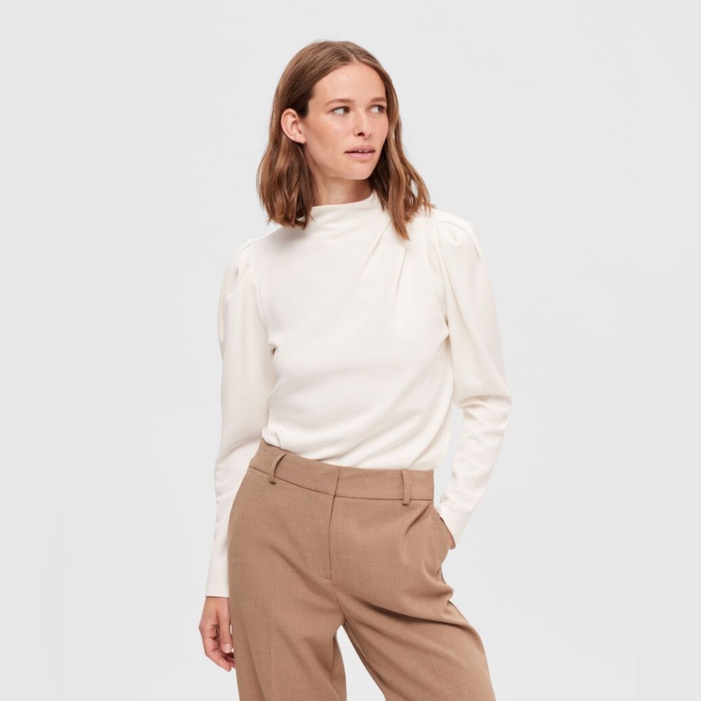 SELECTED Drape top